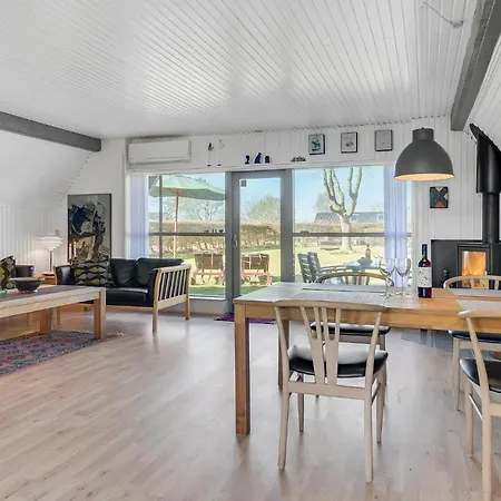 Semesterbostad Awesome In With 2 Bedrooms And Wifi