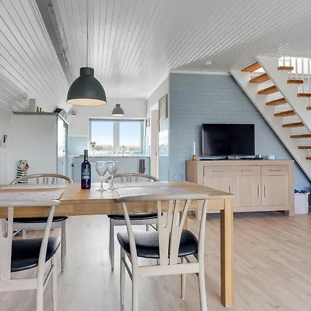 Semesterbostad Awesome In With 2 Bedrooms And Wifi